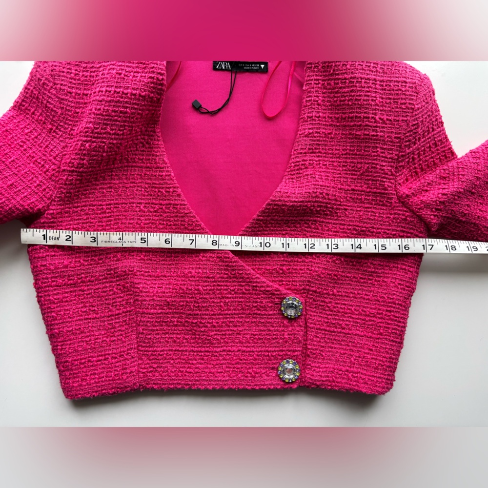 ZARA  Fuchsia Pink Textured Cropped Jacket with Rhinestone Buttons Size Small - Picture 11 of 15